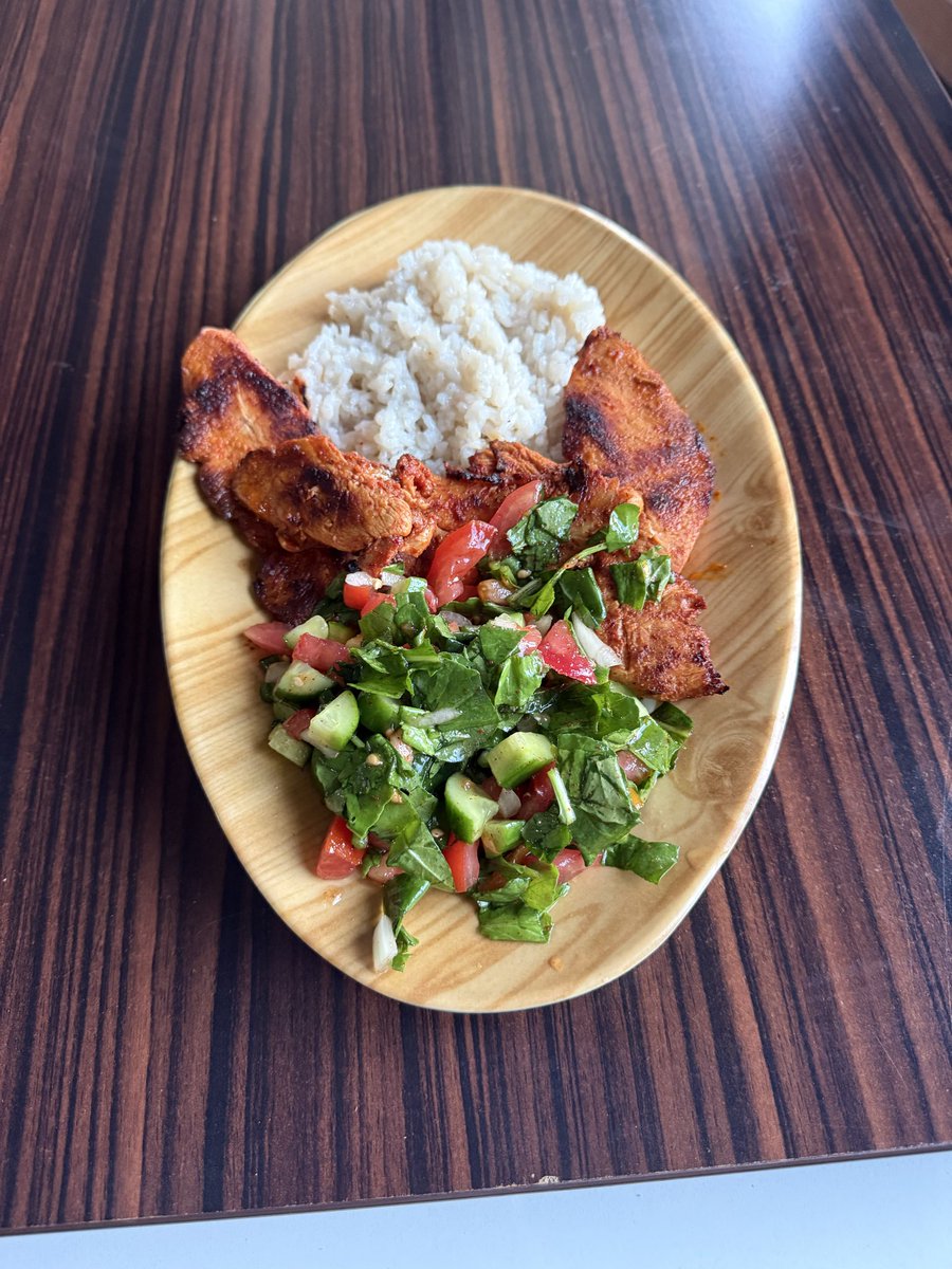 Bu eller sadece tweet atmıyor