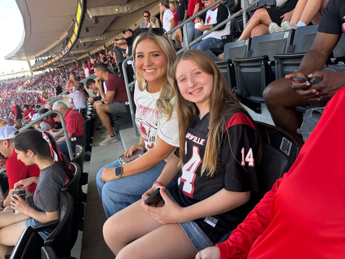 Ktabez125's tweet photo. #GoCards https://t.co/mEpWhZsdZ0