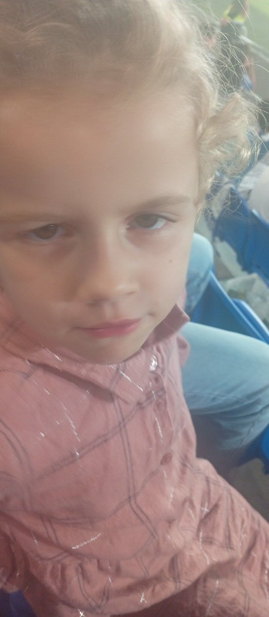 Barretopb's tweet photo. @CDTOficial tengo a mi hija en herradura cabreada por qué no paso elio por herradura https://t.co/fQnTC7ilSd