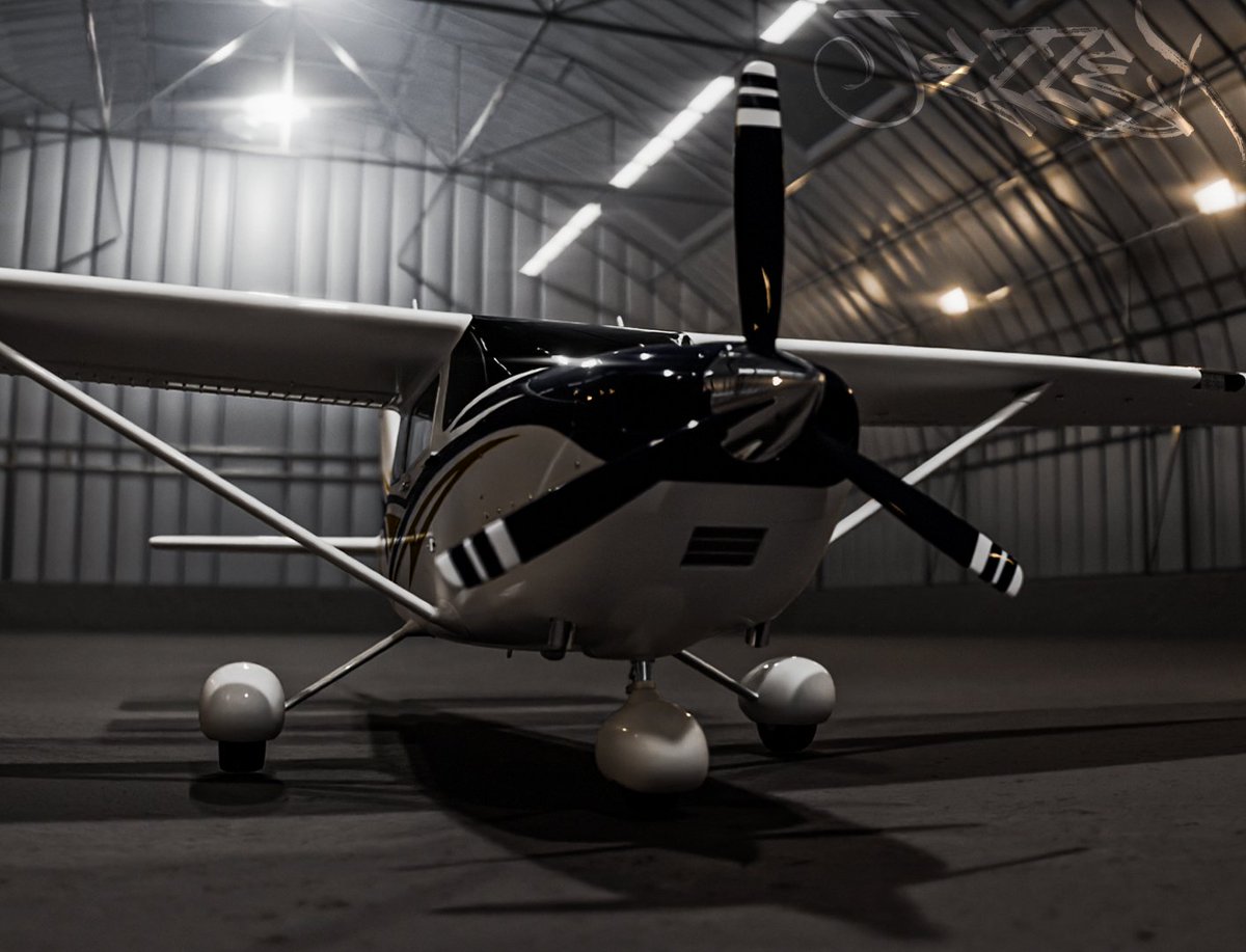 Jezzanimations's tweet photo. #b3d #3drender #airplane #3dart #hangar #digitalart #learning3d https://t.co/WpWLj1K8hM