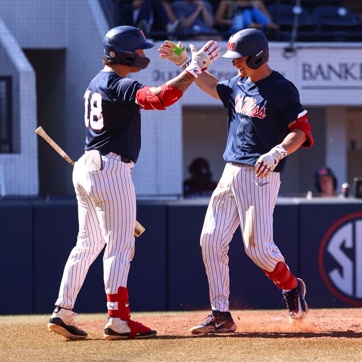 OleMissBSB's tweet photo. First home run of the fall for Tate! https://t.co/ehM2GfGQje