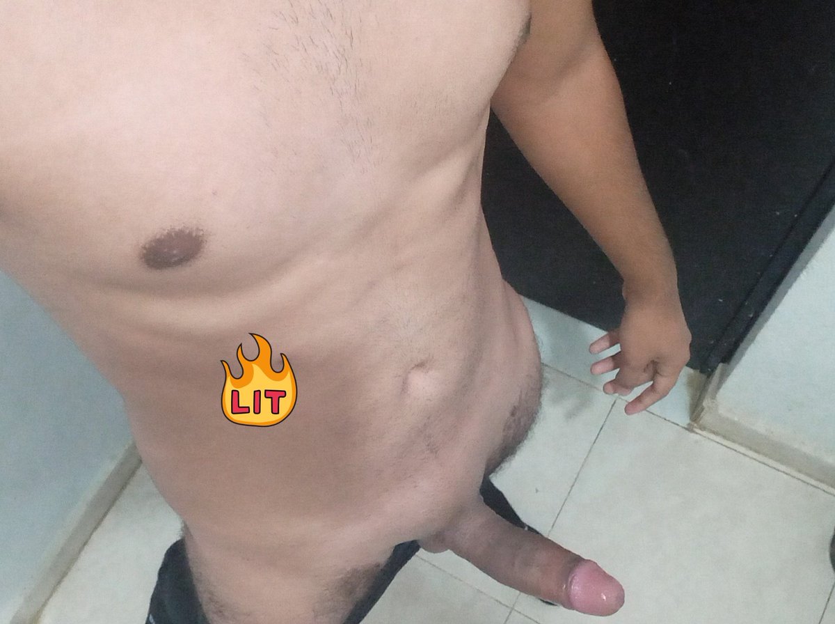 bloqAngel's tweet photo. @YunAngeless Sin vello para rosar piel con piel https://t.co/l0qfLMlGrE