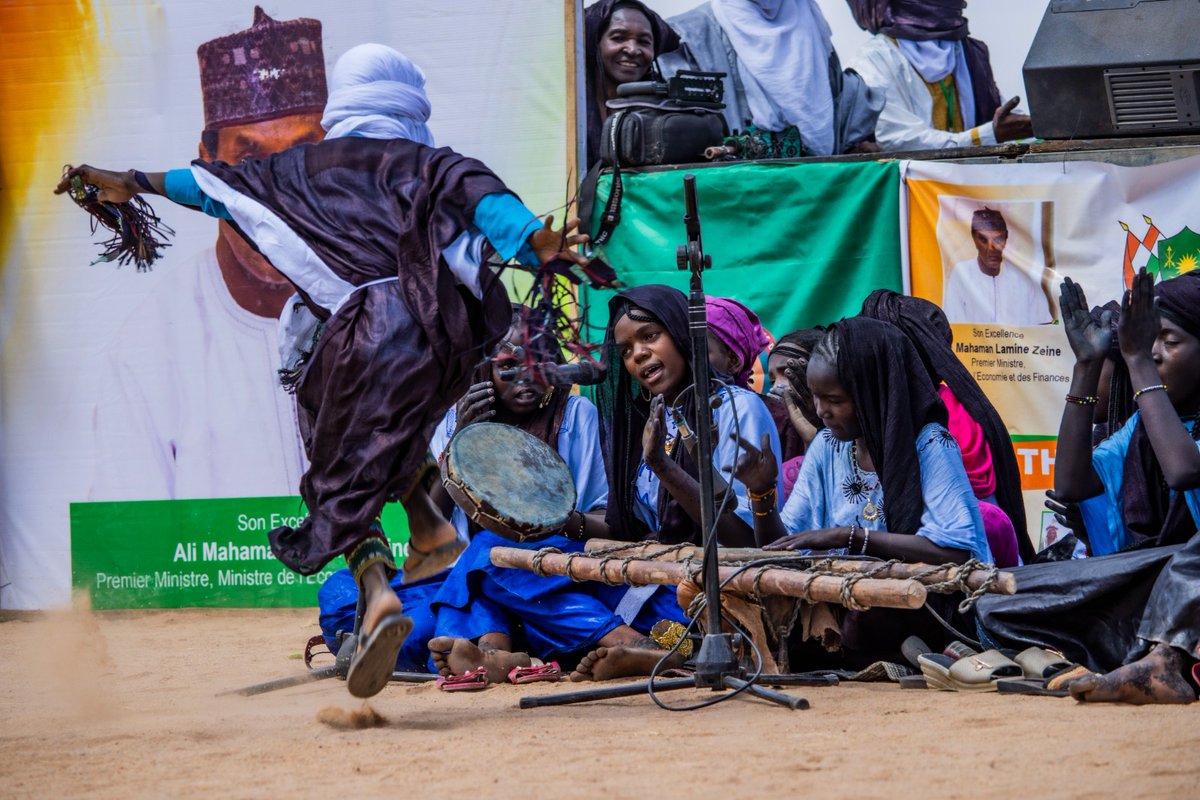 À la #CureSalée d’#Ingall, région d'#Agadez, l’UNICEF est aux côtés des communautés nomades pour veiller à ce que la voix de chaque enfant compte. Parce que leur avenir se construit ici et maintenant. #PourChaqueEnfant
