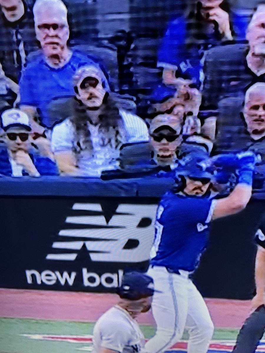 I’m not going to be able to stop looking at this absolutely comically jacked guy this entire game. #NYYvsTOR