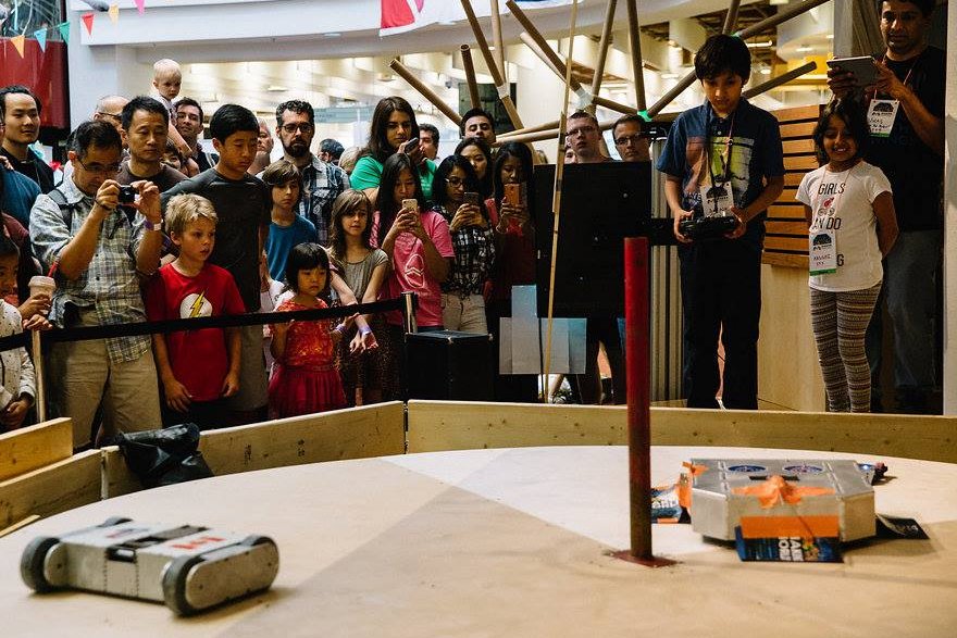 wonrobot's tweet image. From winning my first battle bot competition at age 11 to battling humanoids for @Stanford — what a night 🤖🔥
Huge thanks to Ultimate Fighting Bots @UFBots for an epic @UCBerkeley vs @Stanford showdown! @UnitreeRobotics
#AI #Humanoids #StanfordEngineering #GoTrees