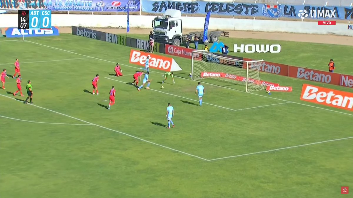 Out Of Context Sporting Cristal (@oocscristal) on Twitter photo 