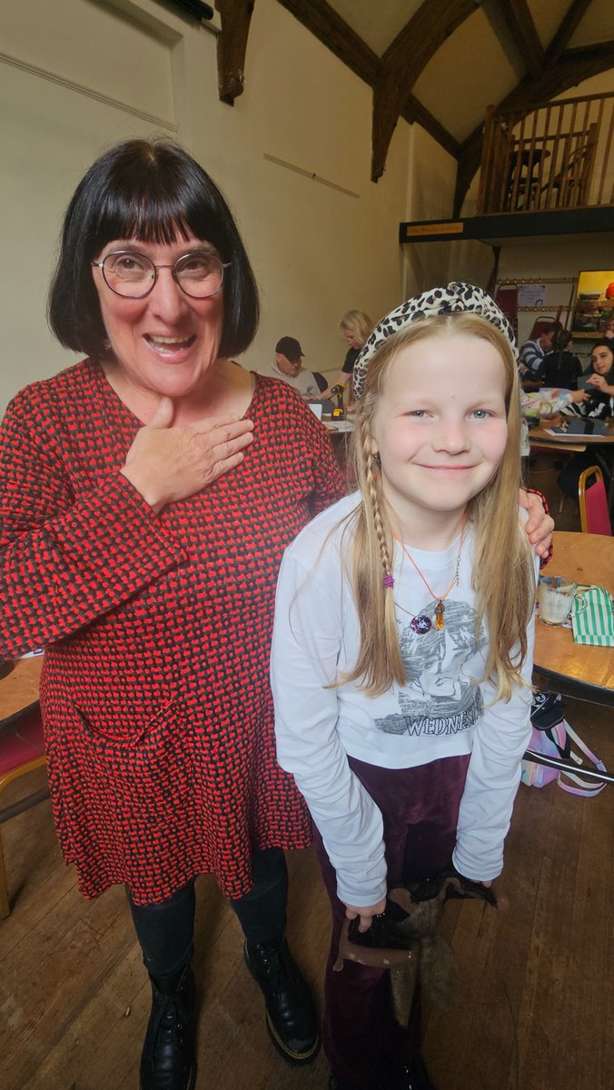 StaceyEleanorG's tweet image. Enjoyed making #bat #boxes with the #lancaster #Council and @WildlifeTrusts today... With four real #bats Ava and I loved it :) 🦇😊😘❤️😍 Also meeting bat #heroes