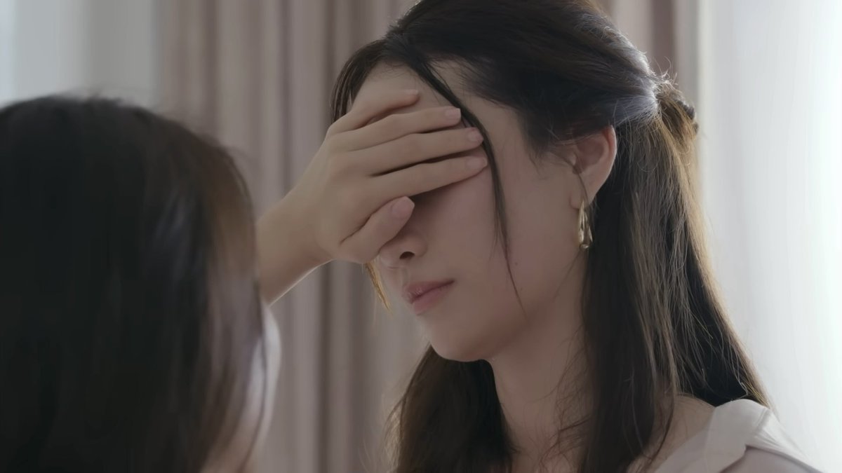 The first time, it was to keep you from being unrestrained.
The second time, it was so I could be unrestrained.

MELT MY HEART
#พิษรักEP3