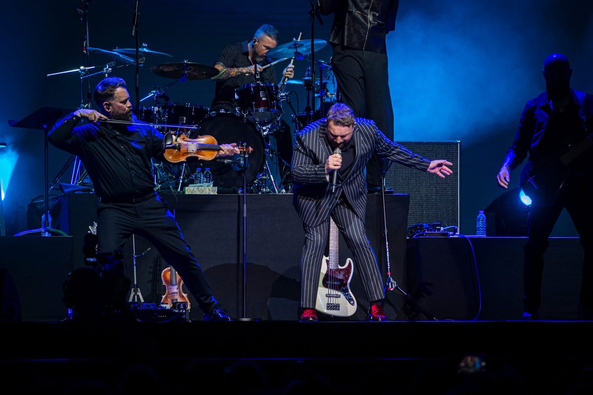 Johnny Reid tweet media