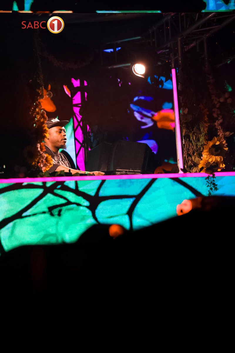 Official_SABC1's tweet image. Kelvin Momo bringing the soul of Amapiano to Spring Fiesta! #SpringFiesta @SpringFiestaSA