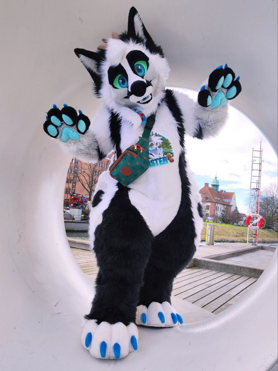 WHO AM I SEEING AT #NFC2026 🫵 !!!