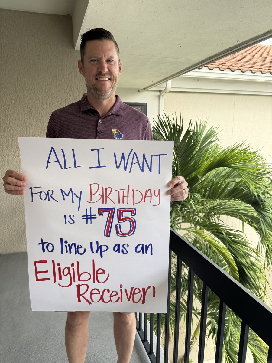 clementslins's tweet photo. @KU_Football https://t.co/UB9VZUvgy1