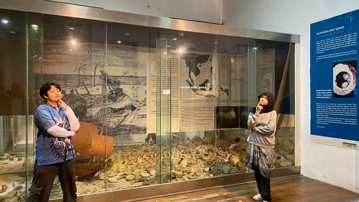 sedikit dump dari museum seni rupa dan keramik kel 4 grrrrrrr