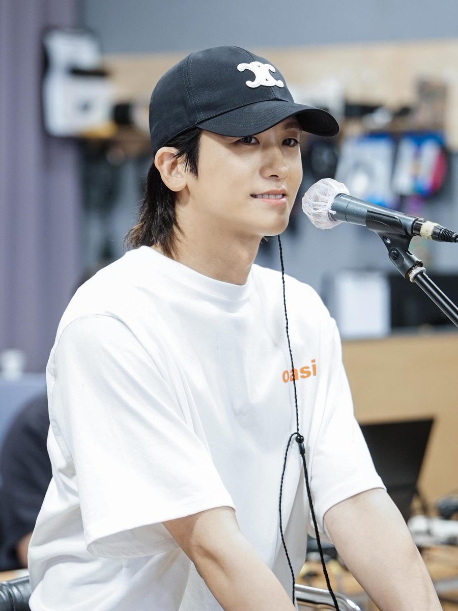 PHS_Taiwan's tweet photo. <𝔹𝔼𝔾𝕀ℕℕ𝕀ℕ𝔾> 𝔹𝔸ℕ𝔻 ℝ𝔼ℍ𝔼𝔸ℝ𝕊𝔸𝕃

日本粉絲演唱會《#BEGINNING》的準備過程 👀
#炯植 演員的合奏現場大公開！

#REVE  #레브 #REVE娛樂

CR：reve.ent_official 

#phs1116
#박형식
#朴炯植
#ParkHyungSik
#パクヒョンシク
#PHS_Taiwan
#박형식대만후원회
#parkhyungsikTaiwan https://t.co/PDow21oRfG