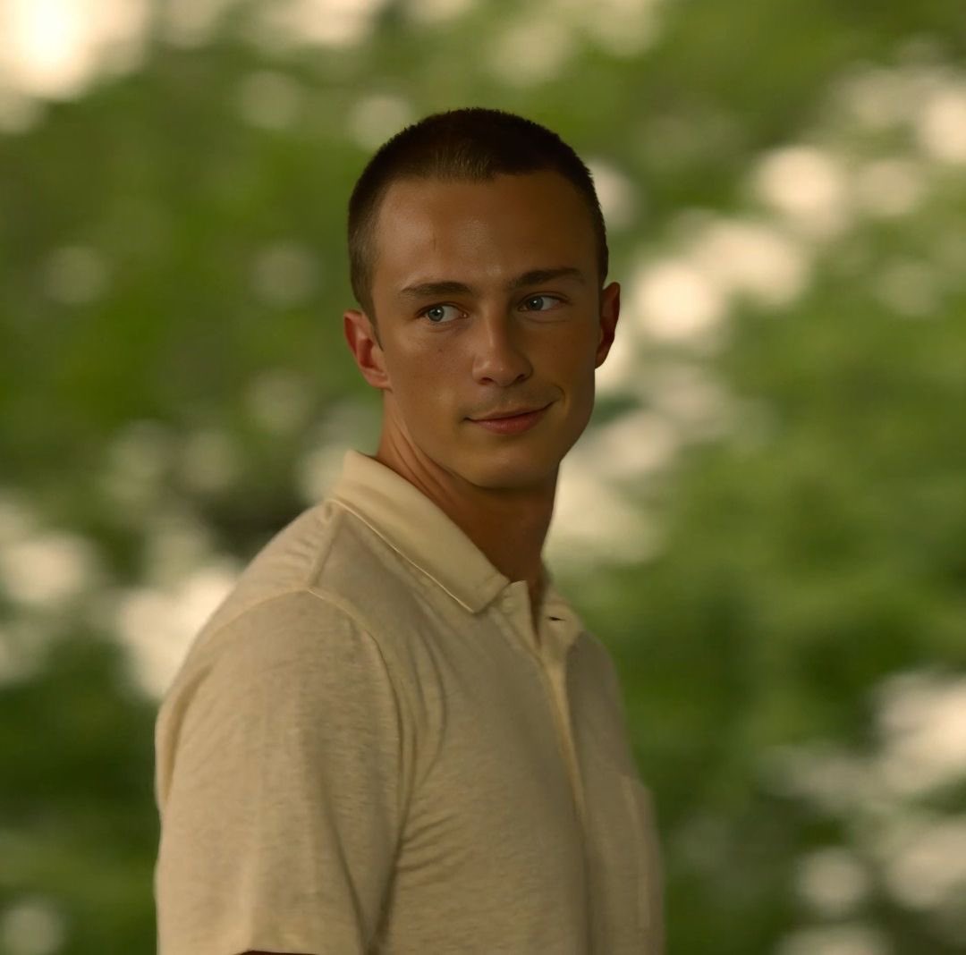 Ps1ch0R4f3's tweet image. "can we go.."                     "yes, dear"
"can we buy.."
"can we visit.."
"can we eat.."