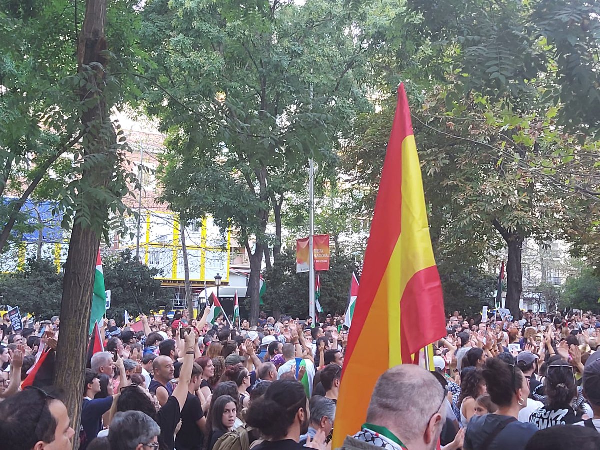 Hoy con <a href="/jasielparis/">Jasiel Paris Álvarez</a> y <a href="/anairissimon/">Ana Iris Simón</a> , tratando de romper esquemas ideológicos