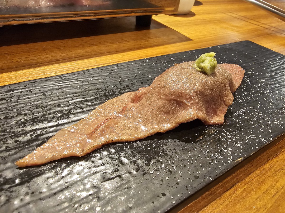 ichigoryo0201's tweet photo. 妻にご馳走になったバースデーお肉💙
#Roko_Memory https://t.co/QPBO3J41kN