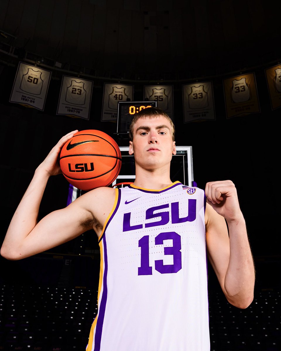 LSU Basketball tweet media