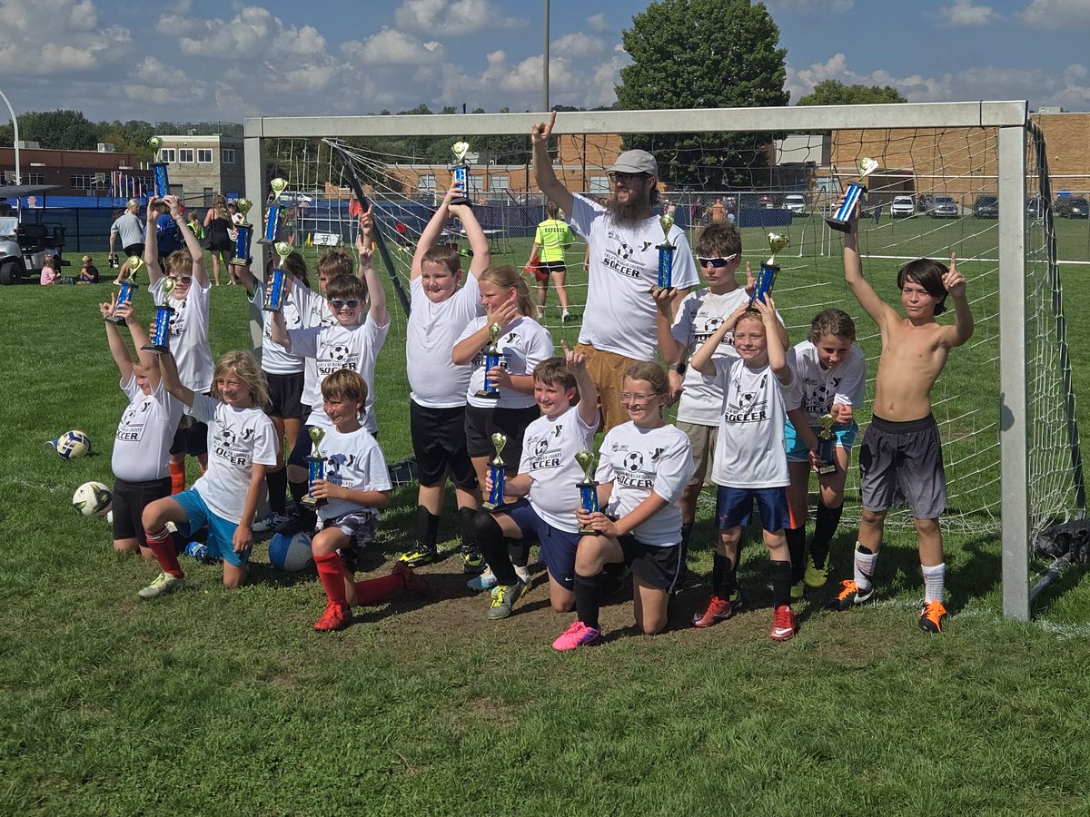 BBJYMCA's tweet photo. Congratulations to Team White, coached by Lucas Howard, on their YMCA 10U tournament championship today. https://t.co/AMVzgQe2o9