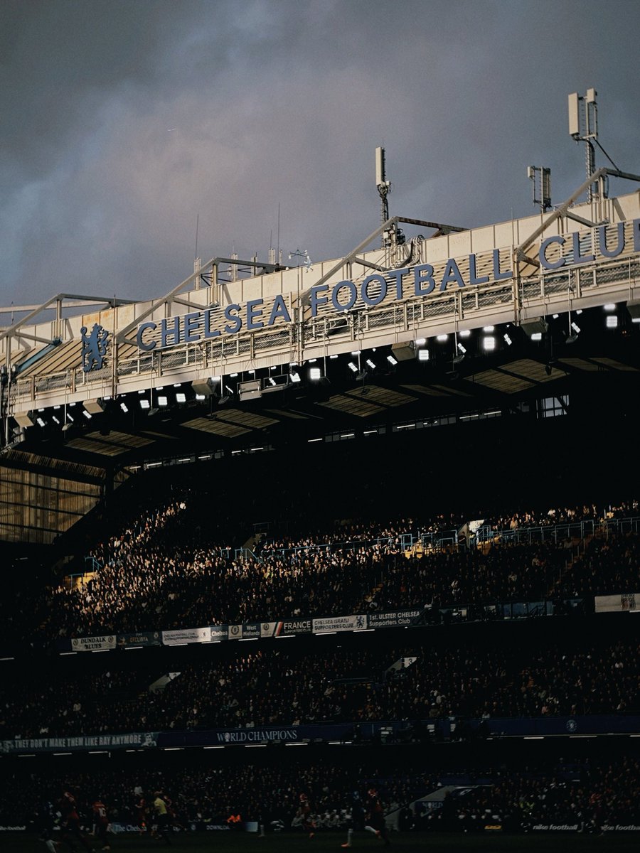picsbychelsea's tweet photo. Chelsea vs Liverpool https://t.co/7gCwrvhxSU