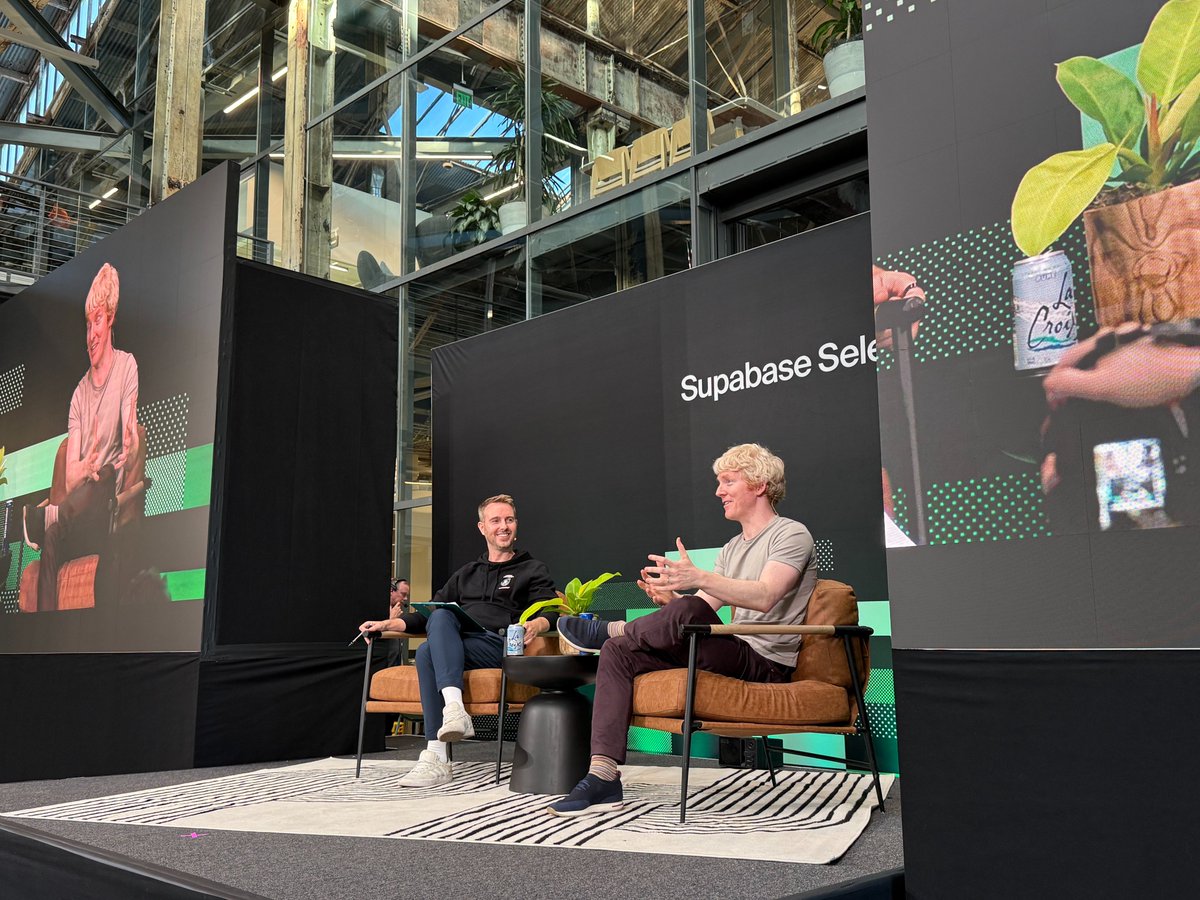 supabase's tweet image. Missed the conf? No worries 

You can rewatch it here: youtube.com/@Supabase/stre…

#SupabaseSelect ⚡️
