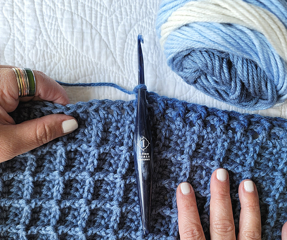 OombawkaDesign's tweet image. 2021 Just Another Day Scarf Pattern (Waffle Stitch Scarf) 
NEW!  ⁣2021 Just Another Day Scarf  -  Waffle Stitch Scarf⁣

𝗬𝗮𝗿𝗻 = 623 yards of Caron Jumbo Ombre #yarnspirations #caron⁣
𝗛𝗼𝗼𝗸 = 5.5 mm (I) Galaxy Str... #furlscrochet
#furlsinf521

bit.ly/33SAhkg