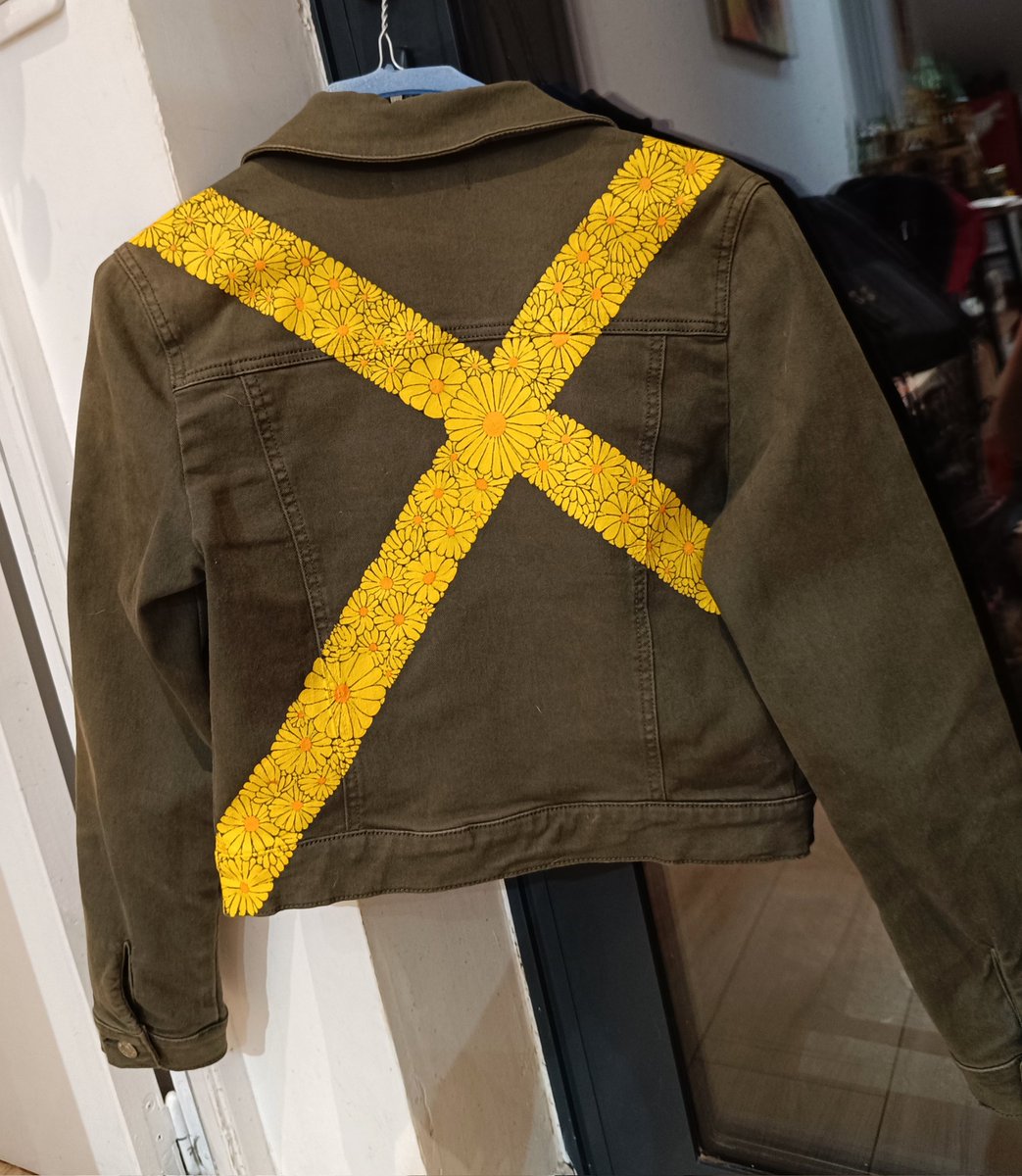 .angie • |-/ • MSF + APE tweet media