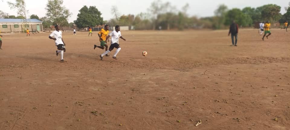 ReachFor_Life's tweet photo. A tough afternoon for the boys. 

Nanyumbu 3-0 Saliwa FC. 

One step at a time. https://t.co/ebte8Enb5X