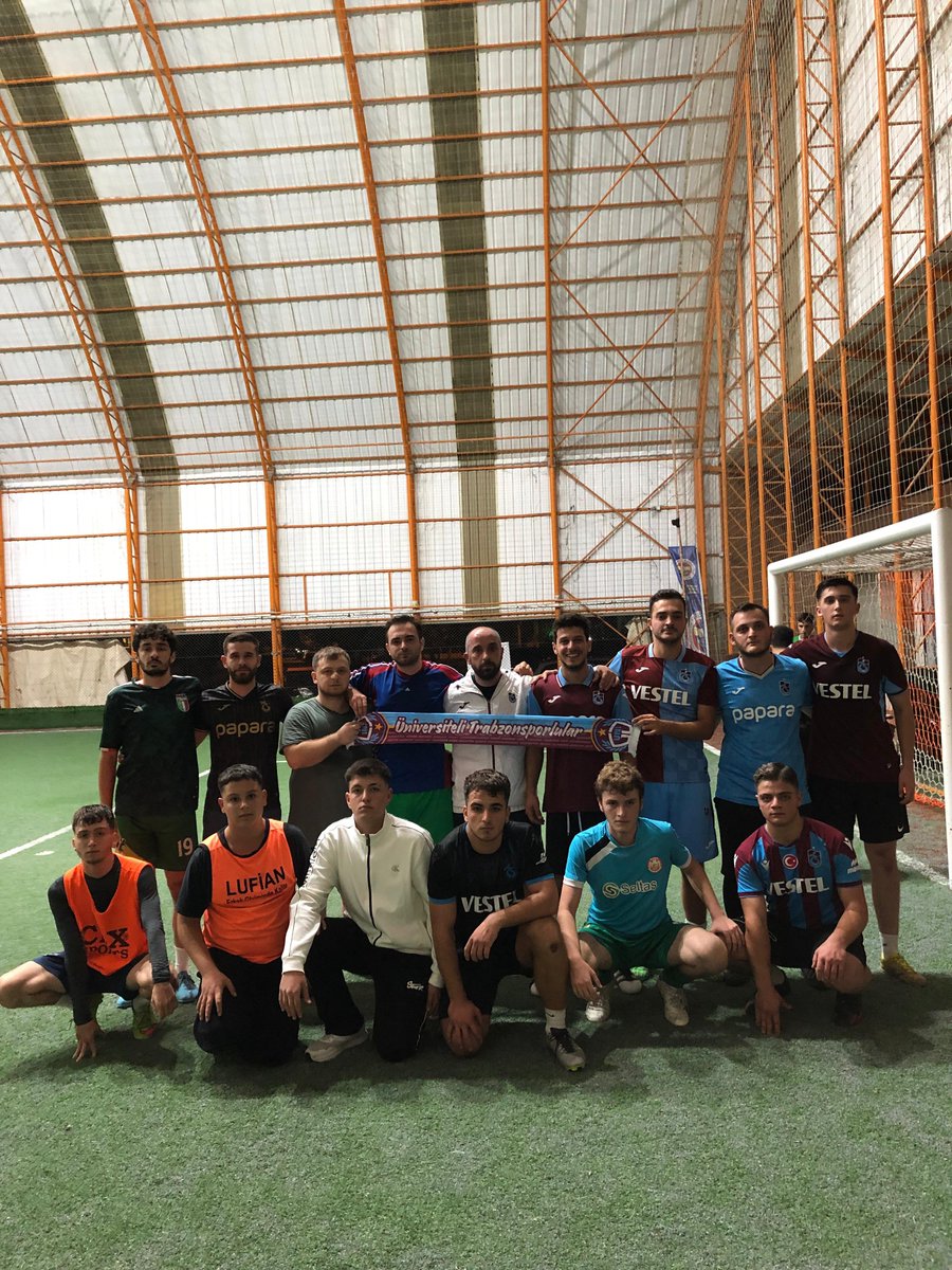 Gurbetçi Gençler Yalova ve Ünigg Yalova temsilcilikleri olarak halısaha organizasyonumuzu gerçekleştirdik. Organizasyonumuza katılım sağlayan üyelerimize teşekkür ederiz.