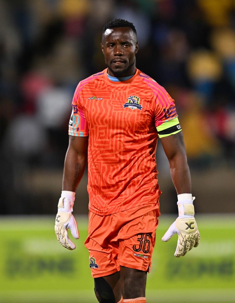 iDiskiTimes's tweet image. 𝗚𝗔𝗟𝗟𝗔𝗡𝗧𝗦 𝗦𝗛𝗢𝗖𝗞 𝗗𝗢𝗪𝗡𝗦

Marumo Gallants beat Mamelodi Sundowns 7-6 on penalties to knock last year's finalists out of the Carling Knockout Cup.

Washington Arubi saved three penalties and converted the deciding spot-kick himself.