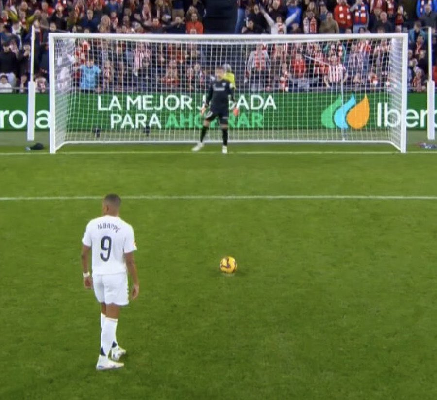 theberneese's tweet image. “Barcelona pay referees”
Also every match day :