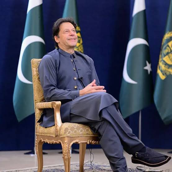 BarristerGohar's tweet photo. Very Happy Birthday, Khan sab. And hopefully see you back soon, InshaAllah https://t.co/SozOXNShdh