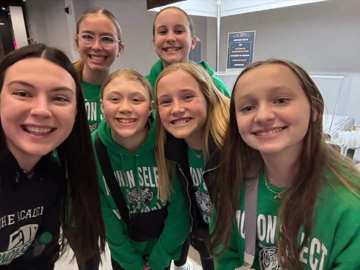 Fall Tryouts continue tomorrow! 

Don’t miss your chance to hit the court and be part of the Monon Select Family. 

Check the full schedule on our website and we’ll see you in the gym: grandparkvb.com/tryouts/