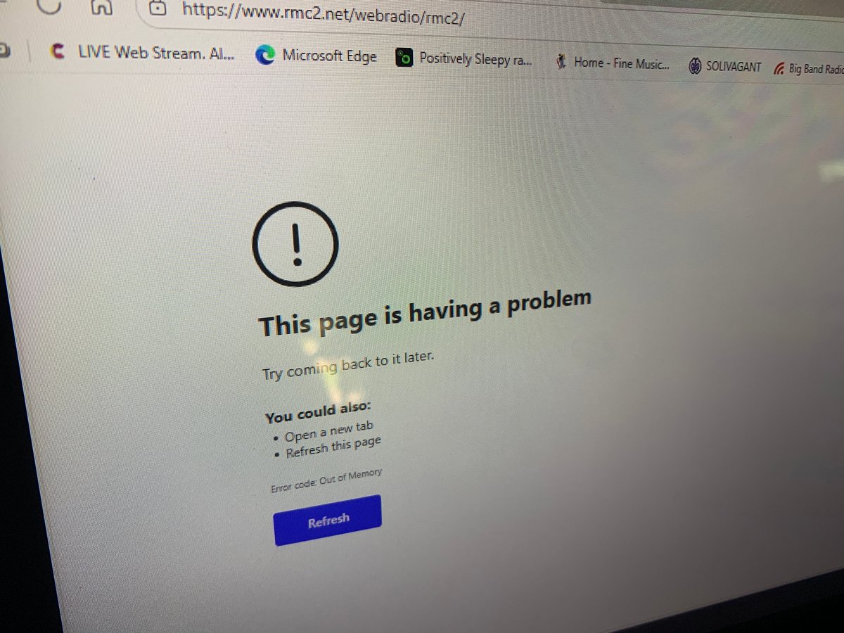winenewsmaster's tweet image. Dear @satyanadella: According to a @Microsoft website, its "…Earnings Release FY25 Q2…Revenue increased $7.6 billion." Yet with 7.6 billion more dollars in your coffers, you can't fix this stupid #MSEdge Out Of Memory issue! Fix it, Satya! #FixIt #FixItMicrosoft