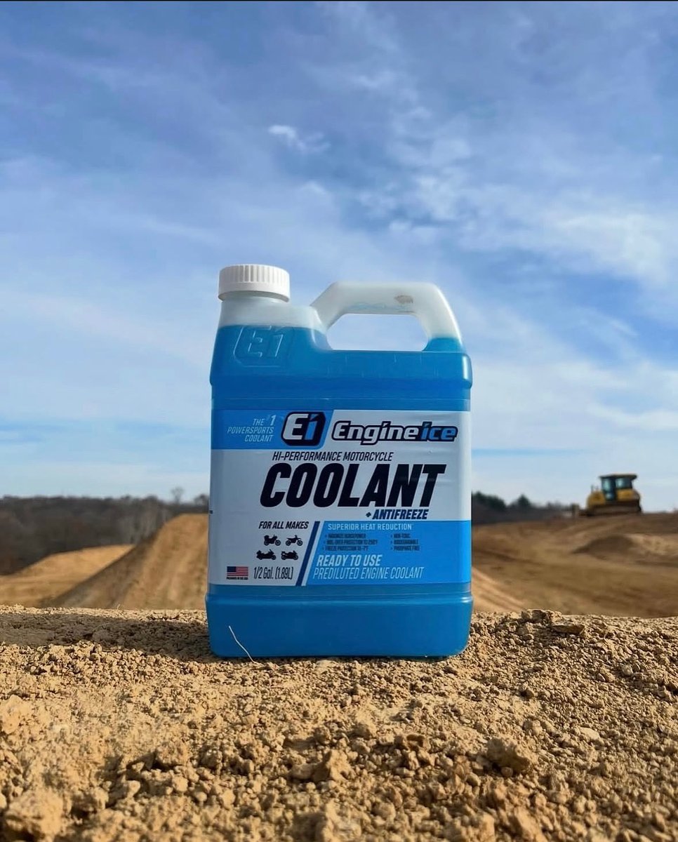The weekend is here 🙌 

Get out and ride (and check your coolant levels 😉) 

#EngineIce #EngineIceFam #CoolAf