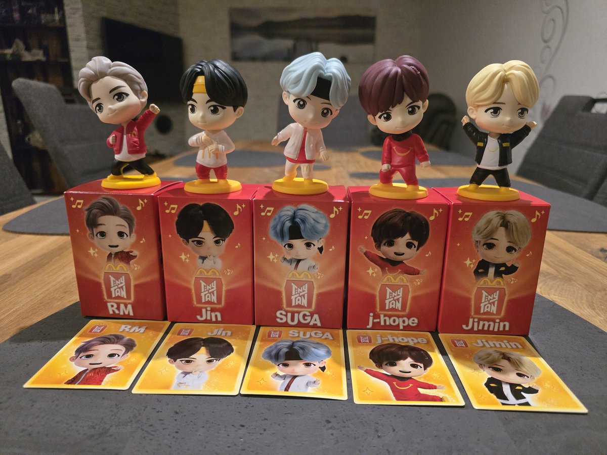 AwaHope's tweet photo. Wie kann man sich so รผber kleine Figuren freuen ๐ญ
Ich freue mich wahnsinnig, das ich jetzt auch welche bekommen habe ๐ญ๐ญ๐๐๐
Leider fehlen Tae und Kookie ๐ฅบ๐
Aber vielleicht hab ich ja Glรผck und sie finden noch irgendwie den Weg zu mir ๐ค๐ป๐ซถ๐ป๐
#bts_tinytan
#bts https://t.co/jC0tH1SvDI