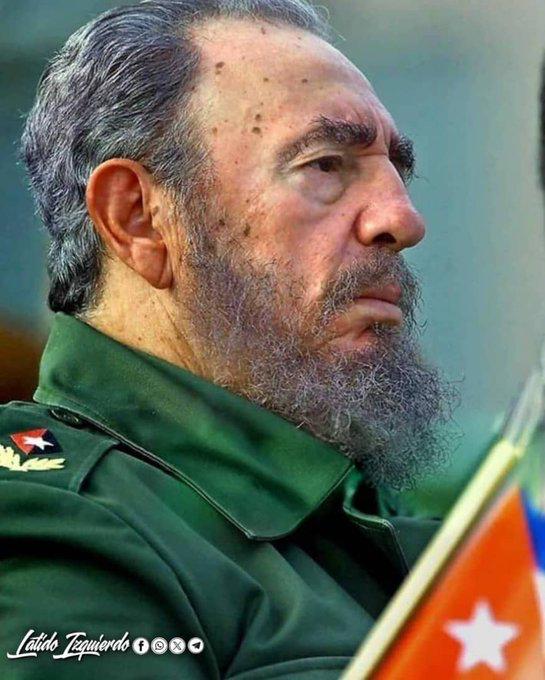 Fidel: “En los tiempos difíciles el número de vacilantes aumenta; en los tiempos difíciles hay quienes se confunden, hay quienes se desalientan. Eso pasa en todas las épocas y en todas las revoluciones."
#LaHabanaViveEnMí 
#100AñosConFidel