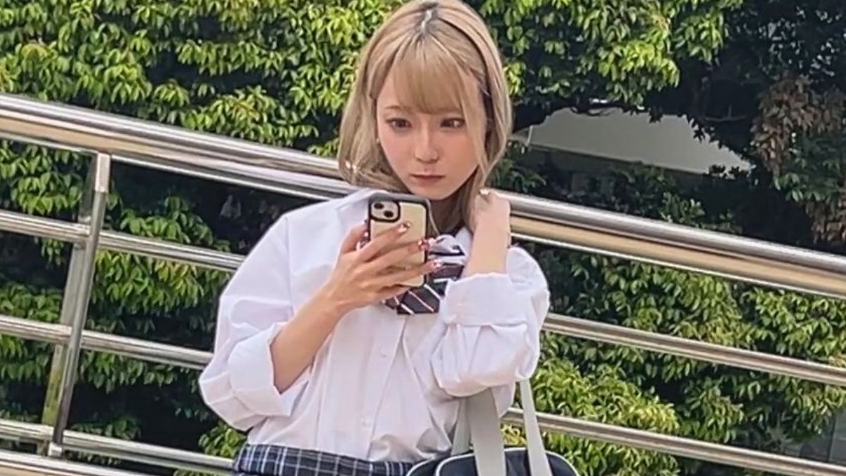 pascaledard's tweet image. 10月に人気が出そうなギャル見つけた！