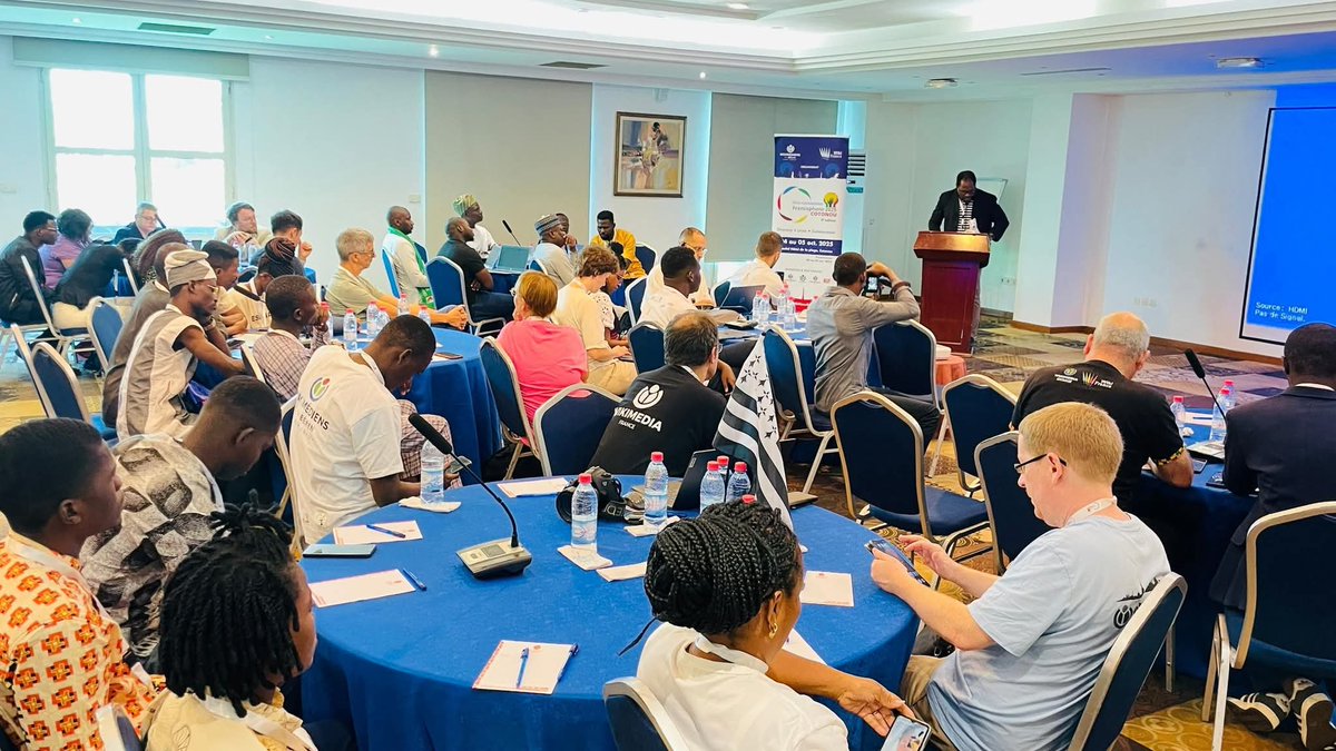 WikimediaNiger's tweet image. @WikimediaNiger à la #WikiConv2025 à Cotonou ! 🇧🇯

Ibrahim , co-fondateur de Wikimédia Niger, présentera le retour d&apos;expérience du projet Wiki for SAFEM au Niger.

Une belle expérience de valorisation de l&apos;artisanat à travers les prjts Wiki.
#WikiConv2025 #OpenKnowledge