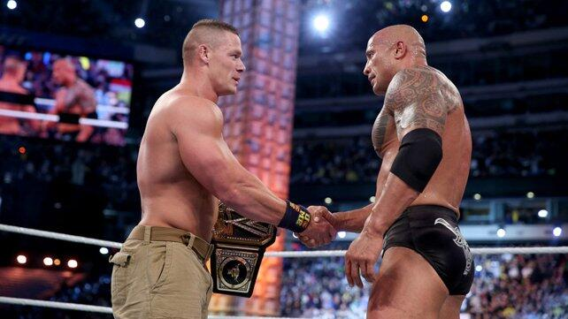 Planeta_Wrest's tweet photo. The Rock declaró en Fresh Air de @NPR que se desgarró el abdomen, el aductor y el cuádriceps durante su combate de #WrestleMania 29 contra John Cena. Explicó que evitó decírselo a Cena durante el combate porque no quería irse a casa antes de tiempo, sabiendo que era su último combate y que sería un momento de intercambio de testigos en #WWE.

No quería decirle eso a John porque sabía que el combate terminaría, y no quería que terminara así. No solo era importante para mí retirarme con mi escudo, sino que sabía que este era el último combate de mi carrera. Mi carrera terminaría esa noche. Nadie lo sabía, pero yo sí. La otra razón, y quizás más importante que el final de mi carrera, era que estaba haciendo los honores. Eso significa que le estás pasando la antorcha a alguien que la llevará de ahora en adelante. Eso fue para John, y ese fue el final de nuestro combate; yo haciendo los honores por él y él venciéndome en medio del ring para convertirse en campeón. Por eso no quería que el combate terminara de inmediato. Quería que tuviera su momento. Eso es importante.