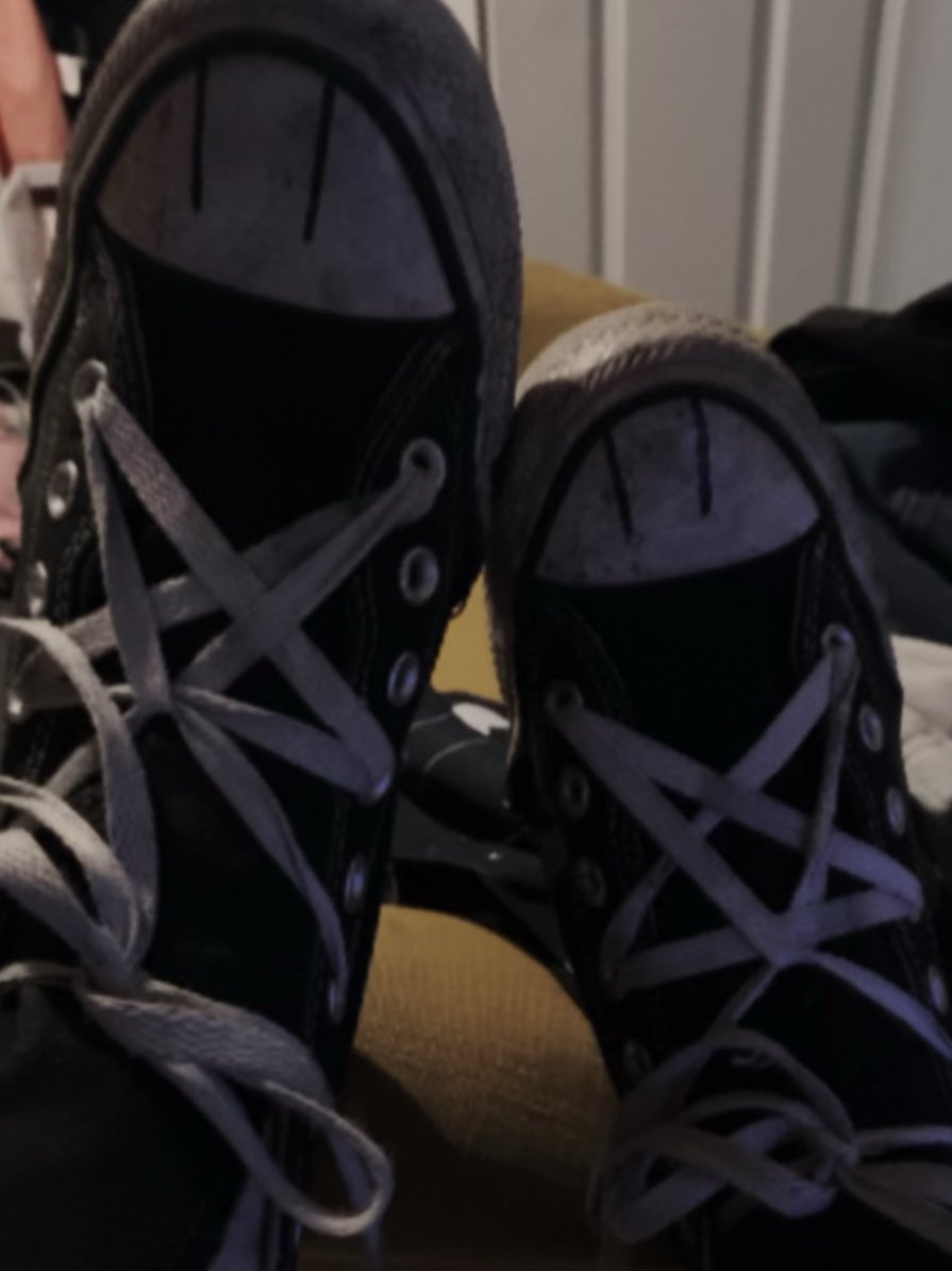 Really feeling the weird gay kid aesthetic right now