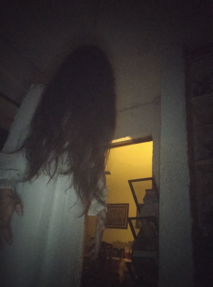 wharlight's tweet photo. Spooky https://t.co/Kxj8ZPQV6Z