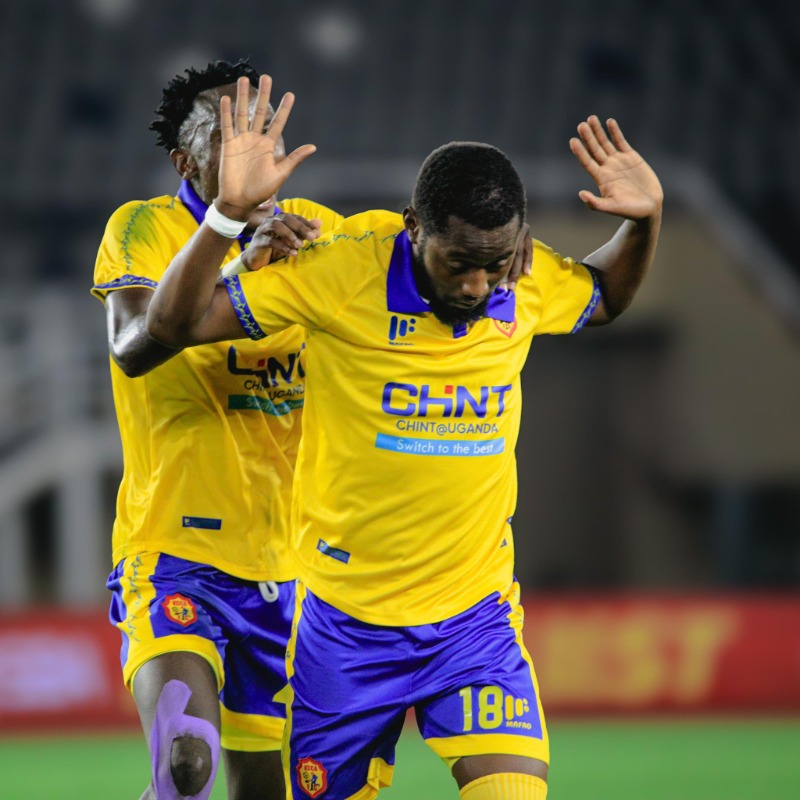 KCCAFC's tweet photo. MATCH REPORT | @UmaruLutalo10's late strike seals maiden league win for #KCCA in heated Kampala derby.
Full #KCCASCV report โฌ๏ธ