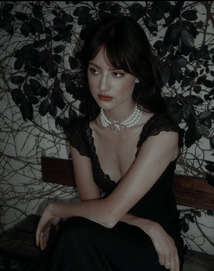 thcblvc's tweet photo. ⠀⠀⠀⠀⠀
⠀ 🖤 ——— ; #ScreamNight.
⠀⠀⠀ https://t.co/awCfziHGTt