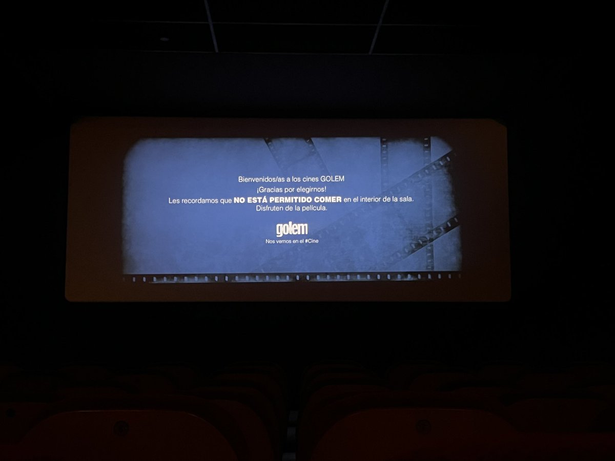 Mi primera sesión de cine sin palomitas. Madrid está siendo todo nuevas experiencias (esta en particular no me gusta 🙄) pero vamos con lo nuevo de PTA.