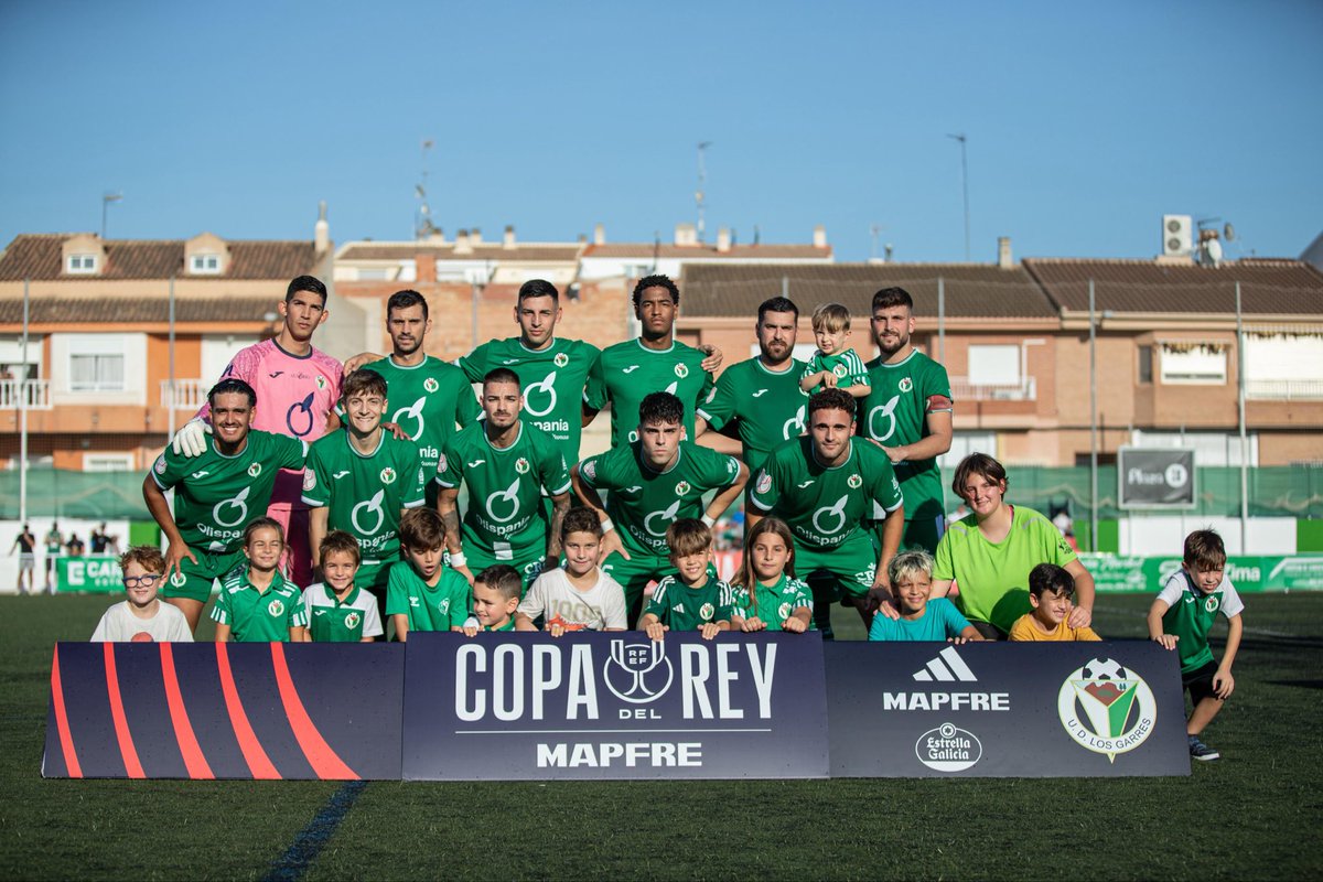 GRACIAS POR HACERNOS SOÑAR 💚

Está familia recibirá a un equipo de <a href="/LaLiga/">LALIGA</a> 🙌🏻

#SoloFaltasTú