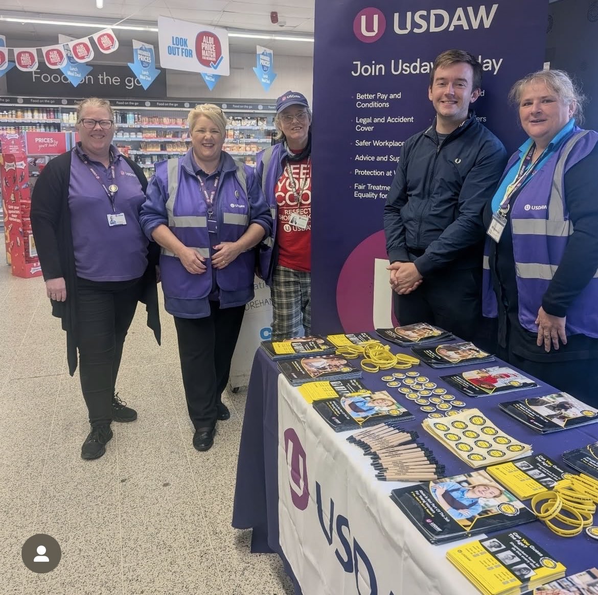 GillPaterson3's tweet photo. Another day, another venue &amp; another MP but the same topic to raise awareness about…abuse against shop workers. It is totally unacceptable. Thank you to @tomrutlandmp for supporting this cause &amp; helping to move this issue forward. @UsdawUnion @rabdonnelly2010 @Mikeadamson7 https://t.co/He549zHbFP