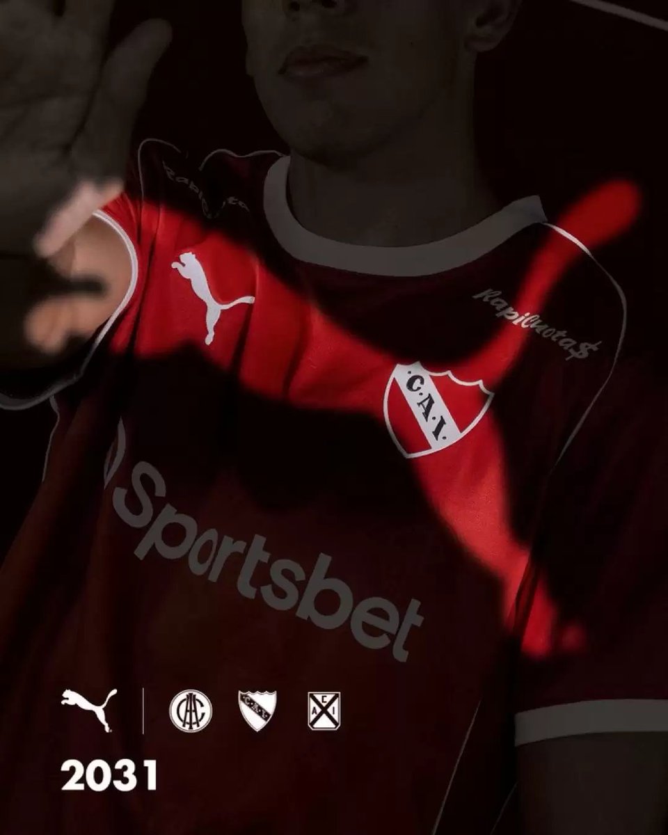 Independiente renueva su contrato con PUMA hasta 2031, el contrato alcanza los $24,05M USD, aunque la cifra podría elevarse hasta $31,4M si se suman las regalías proyectadas por ventas. El mejor contrato de sponsoreo técnico de la historia del club

PUMA viste el club desde 2009.