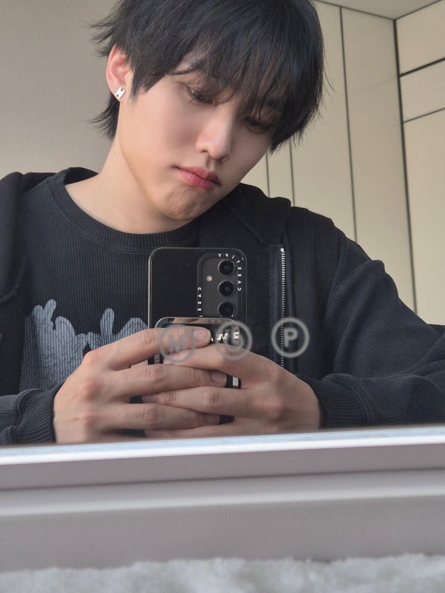 cobpay's tweet image. i miss my man
-
#TBSD #TheBSelcaDay #더비셀카데이 #JACOB #TheBShot◡̈ #THEBOYZ #더보이즈 #findingdeobis