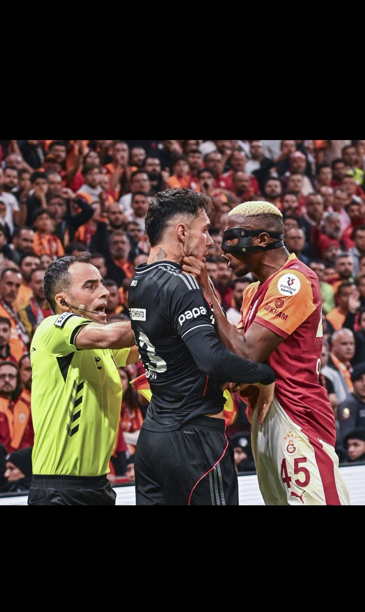 kamilislerer's tweet photo. #trtspor 
 #teknikanaliz
Bünyamin gezer güzelleme yapma doğru konuş net kırmızı de korkma karşındaki takım da Beşiktaş. https://t.co/gprhZTxmVb